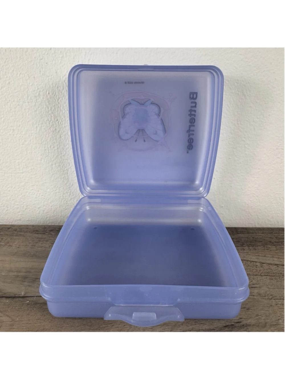 Vintage 2000 Nintendo Pokemon Butterfree Purple Tupperware Sandwich Snack Box